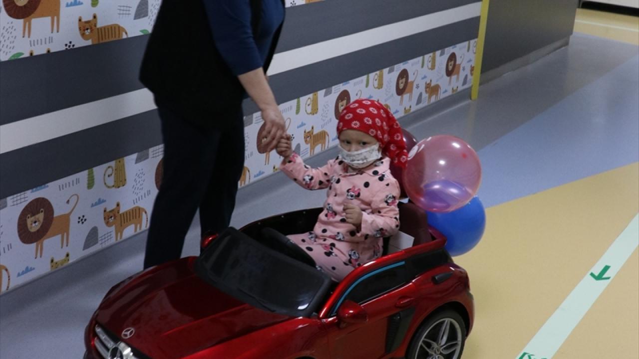 "Oyuncaklarla oynaması bizim için çok avantaj"