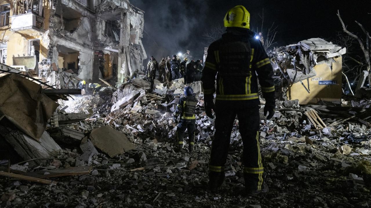 Ruslar 24 saatte 6 füze saldırısı ve 4 hava saldırısı düzenledi