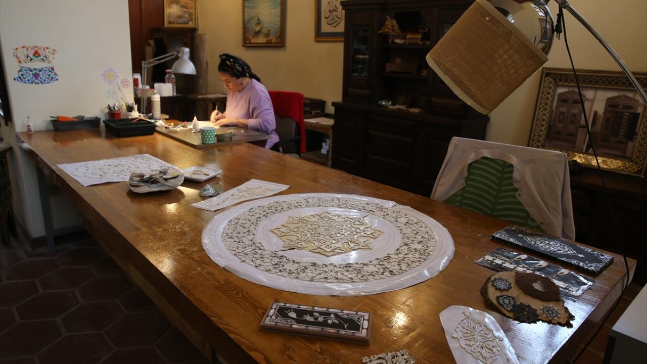 "İnsanlara yol gösteren Kur`an-ı Kerim ile pusula koyduk"