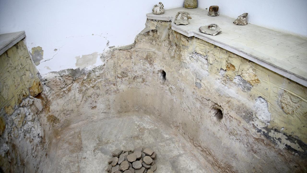 "Üç güzeller mozaiği, dünyaca ünlü bir eserdir"