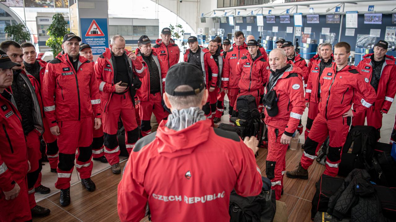 Avrupa`dan 850`nin üzerinde uzman Türkiye için harekete geçti