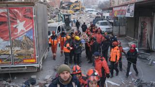 Kahramanmaraş'ta bir genç 6 saatlik çalışma sonunda kurtarıldı