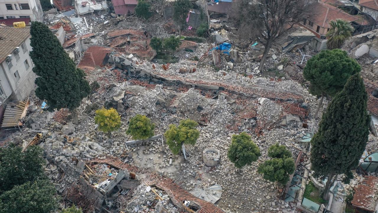 16. yüzyılda inşa edilen cami yıkıldı