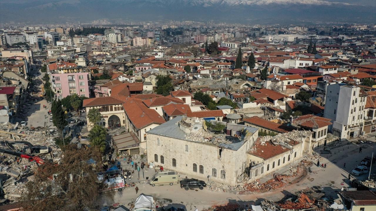 Anadolu`nun ilk camilerinden Habib-i Neccar Camii tamamen yıkıldı