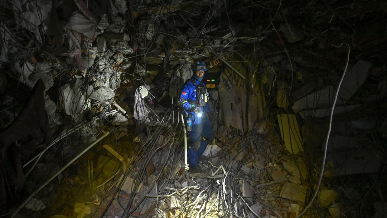 "TÜRKİYE 2008`DEKİ DEPREMDE BİZİM YANMIZDAYDI"