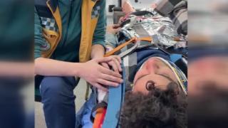 Enkazdan çıkarılan gencin ilk isteği kitapları oldu