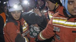 122 saat sonra enkazdan kurtarıldı