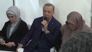 Cumhurbaşkanı Erdoğan, Şanlıurfa'da çadır kenti ziyaret etti