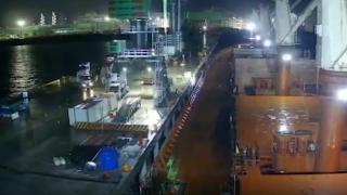 Hatay'da deprem anı bir geminin kamerasına yansıdı