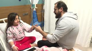 'Taş kağıt makas' oynayarak kurtarılmayı beklediler