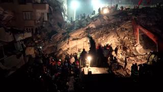 Acılı baba deprem anınında yaşadıklarını anlattı