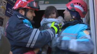 Enkazdan 56'ncı saatte çıkarıldı: Masal Bebek ve annesinin hikayesi...