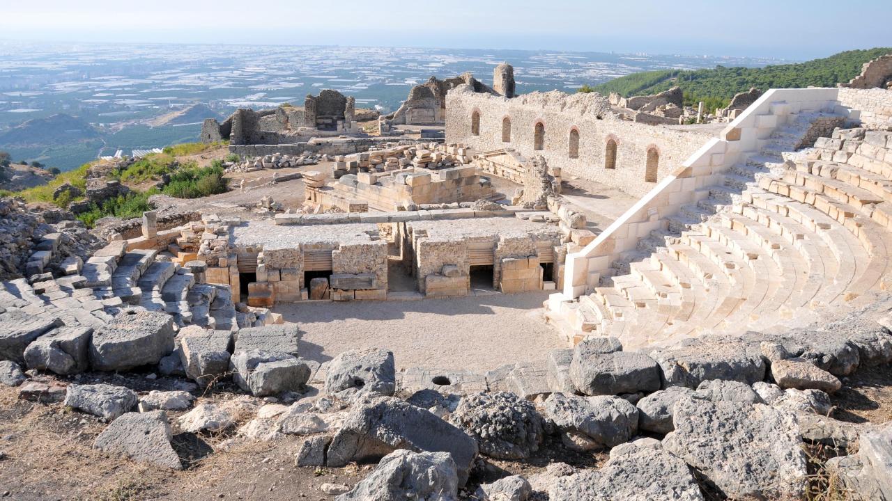 Rhadiapolis`i Deprem ve Salgın Hastalıklar Vurdu