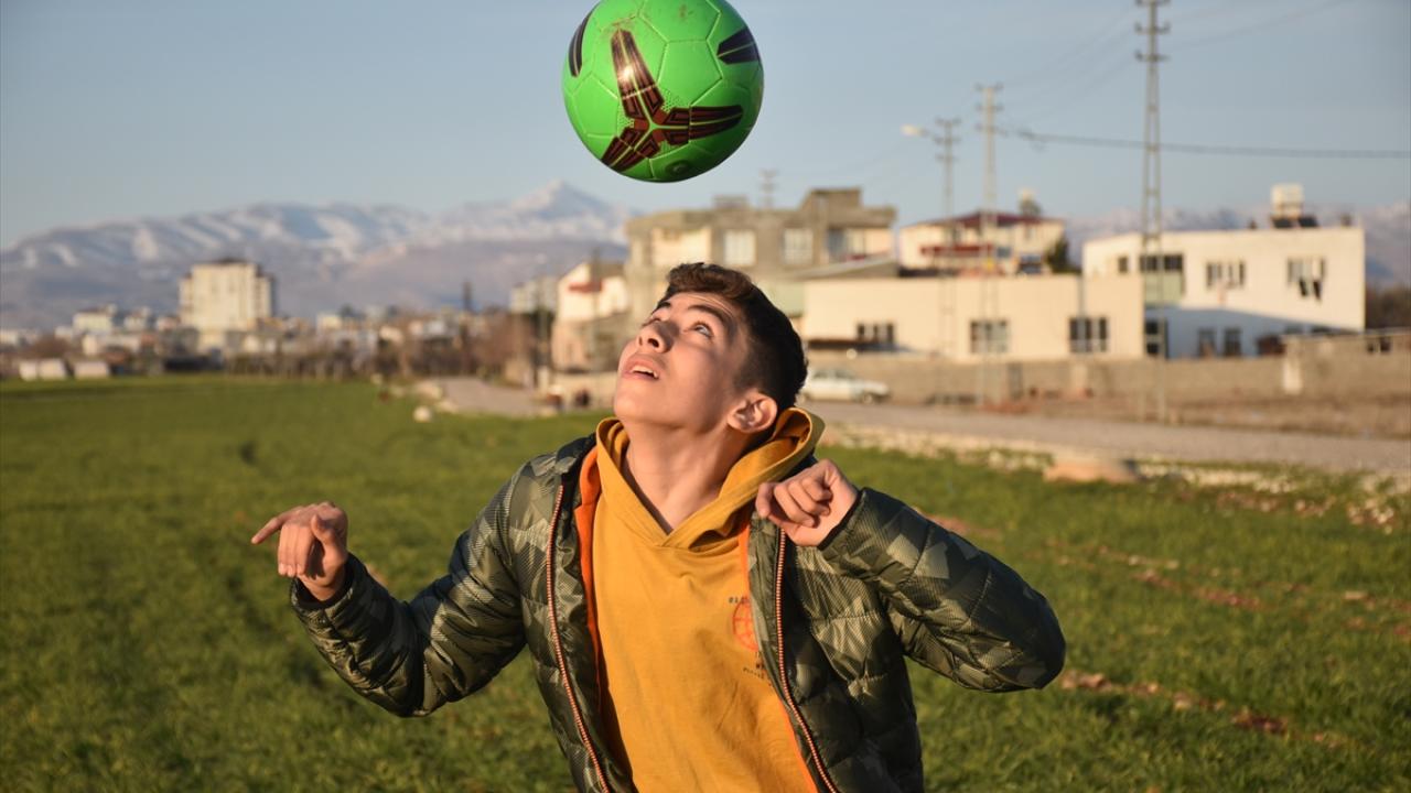 Abdülkadir`in hayali Galatasaray`da oynamak