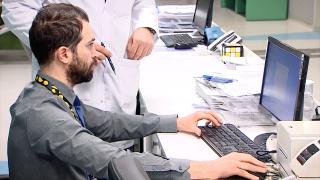 Azerbaycanlı doktor yıllarca görev yaptığı deprem bölgesine koştu