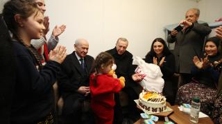 Cumhurbaşkanı Erdoğan, İslahiye'deki konteyner kenti ziyaret etti