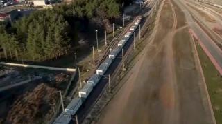 Kahramanmaraş'a trenle gönderilen yüzlerce konteyner ev dronla görüntülendi