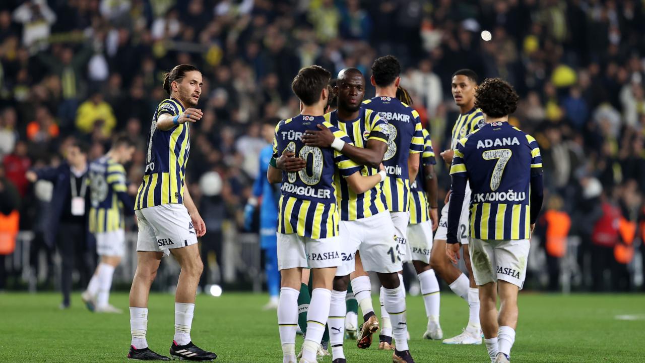 Oosterwolde ilk kez forma giydi