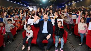 TRT’den Kahramanmaraş’taki depremzedelere moral ziyareti