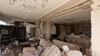 Depremin hasarı içeriden görüntülendi