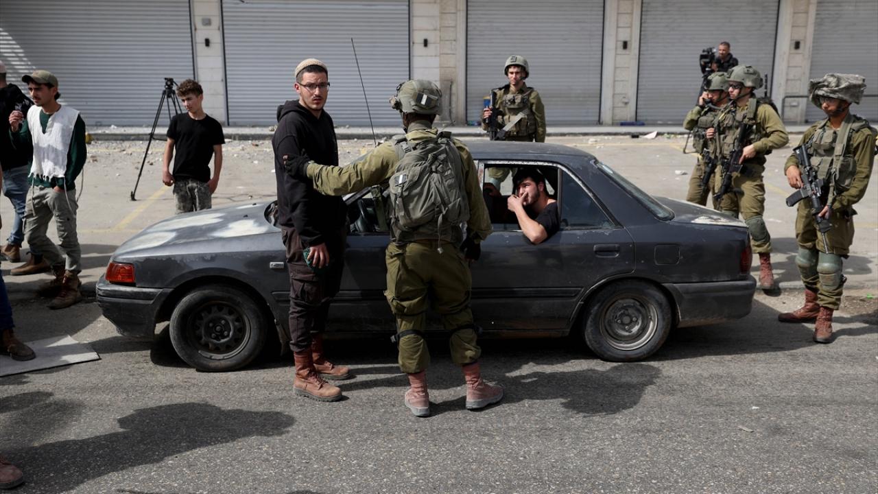 Ateş çemberindeki belde: Huvara