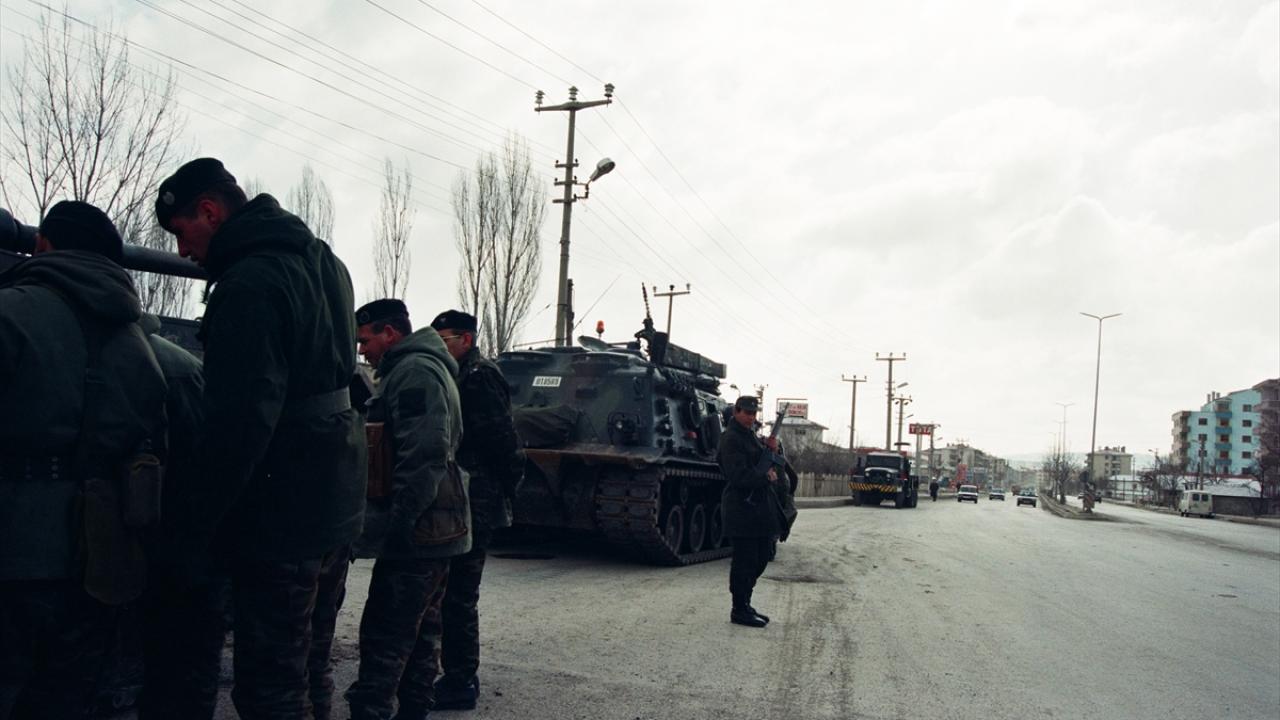 28 Şubat 'postmodern darbe'sinin üzerinden 26 yıl geçti