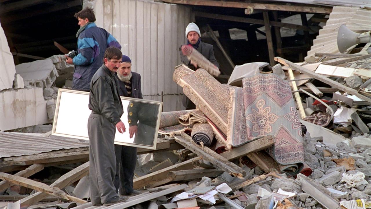 -1992 Erzincan Depremi (6,6)