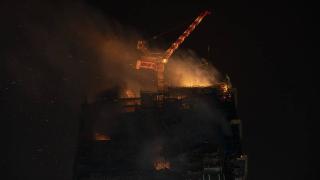 Hong Kong'da gökdelen yangını