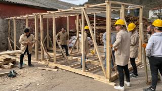 Meslek liselilerin hazırladığı ahşap prefabrikler depremzelere eğitim yuvası olacak