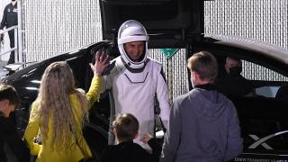 SpaceX, astronotları uzay istasyonuna gönderdi