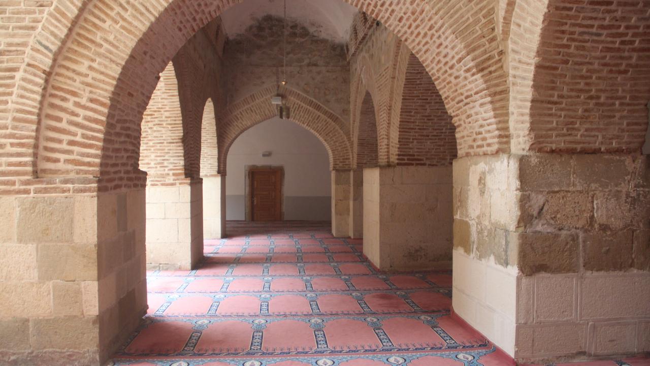 "Hafif rüzgarda dahi bir esnemesini hissedebiliyoruz"