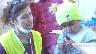 Çadır kentin hünerli kızı: İki ters bir düz Fatma Nur