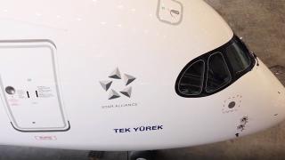 THY'nin "Tek Yürek" uçağının boyanma görüntüleri paylaşıldı