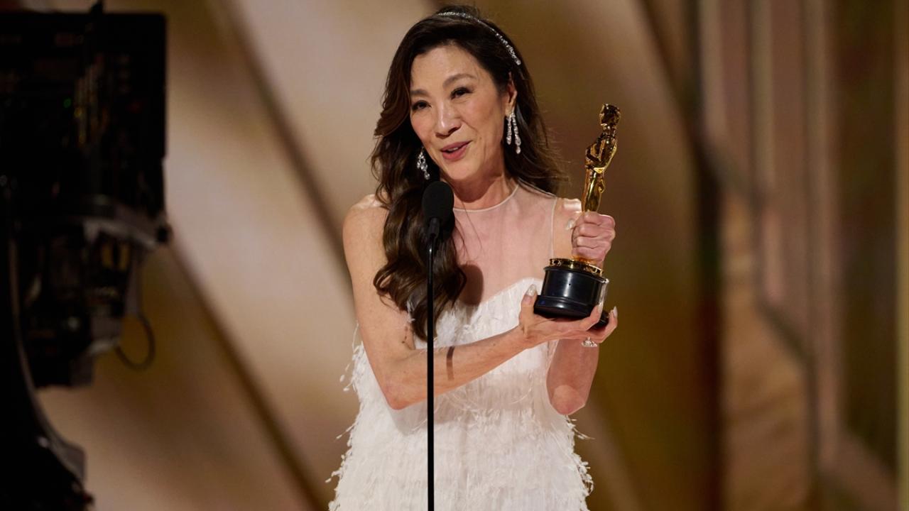 En İyi Kadın Oyuncu: Michelle Yeoh, "Everything Everywhere All at Once"