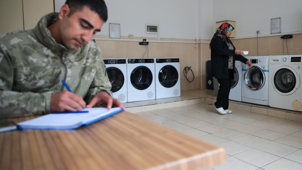 "Kıyafetten deterjana kadar her şeyimizi karşıladılar"