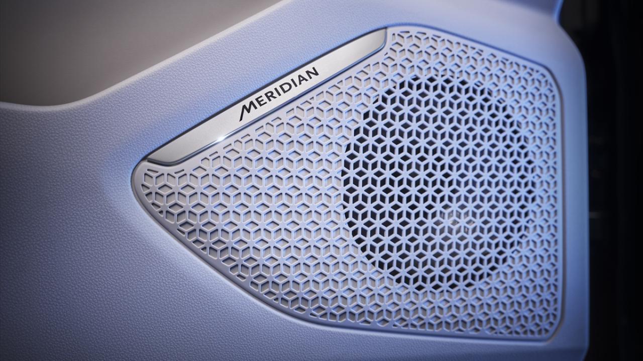 Uzaktan sürekli güncellenen ileri seviye veri gizliliği ve sürüş güvenliği