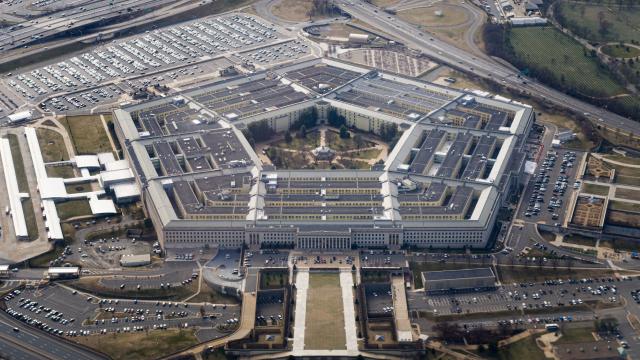 Pentagon, Patriot füzesi siparişini 58,6 milyar dolara çıkardı haber görseli