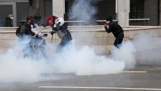 Yunanistan'da tren kazası: Eyleme polis müdahale etti