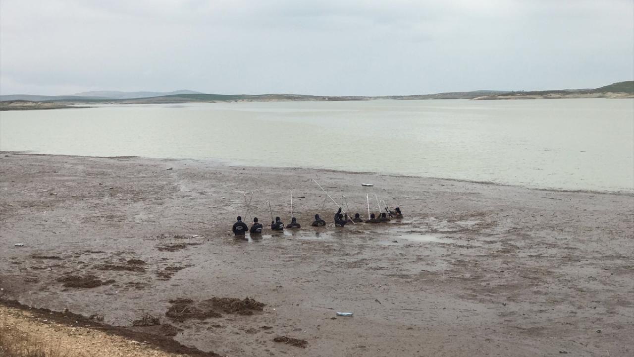 "5 gün önce nişanlandı"