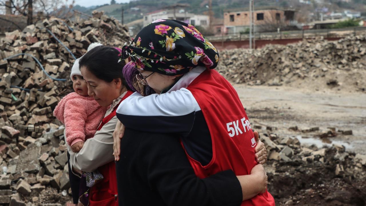 "Biz hep sizinle birlikteyiz"