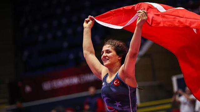 Milli güreşçimiz Nesrin Baş Avrupa şampiyonu