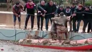 Su dolan alt geçitten bir kişi daha kurtarıldı