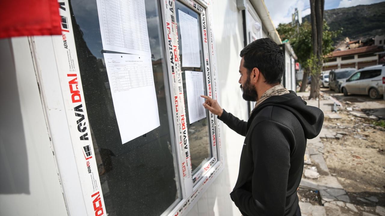 "Vatandaşlarımıza her anlamda yardımcı oluyoruz"