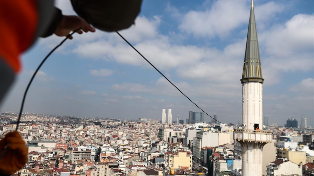 "Dijital mahyalar uzun süre kalıyor"