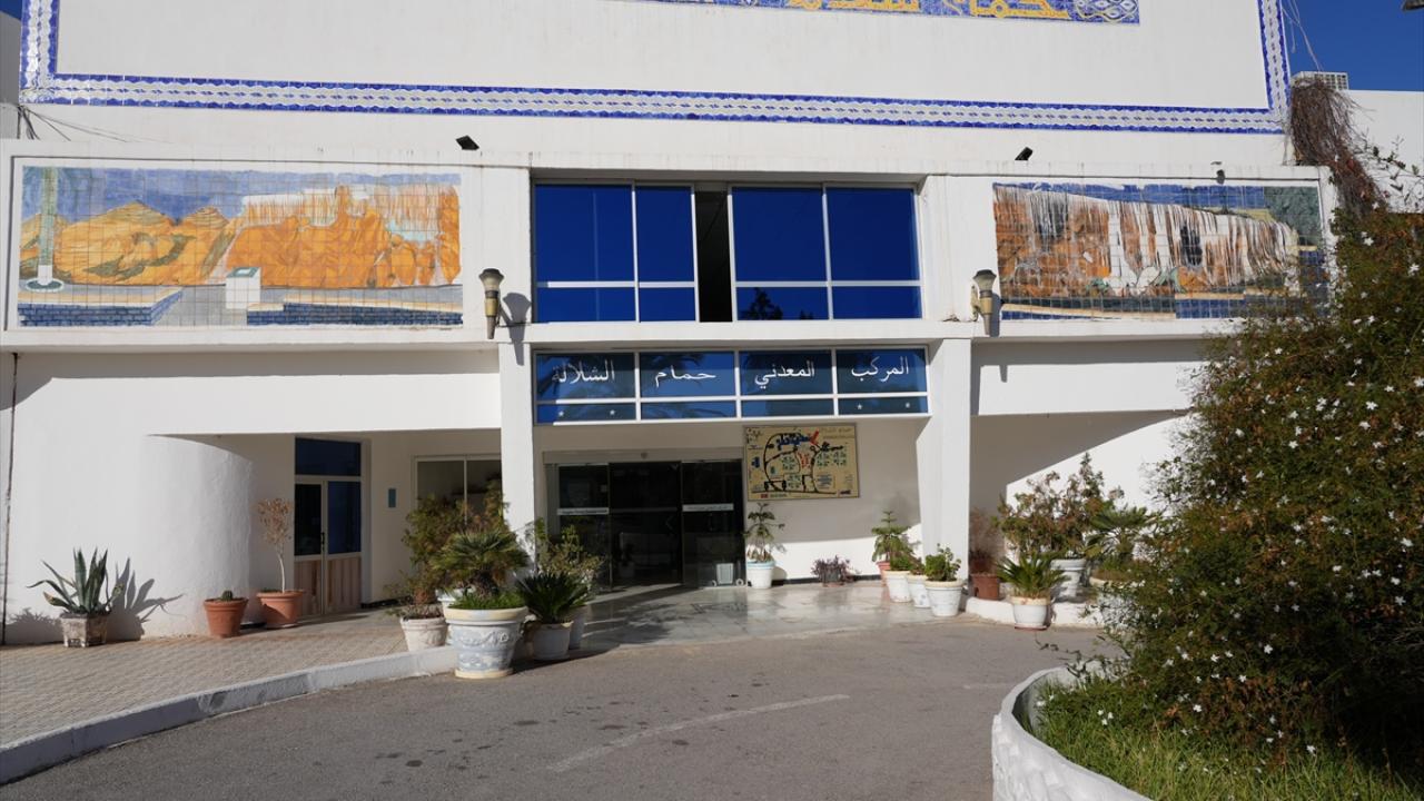 Kaynaktan saniyede 25 litre su fışkırıyor