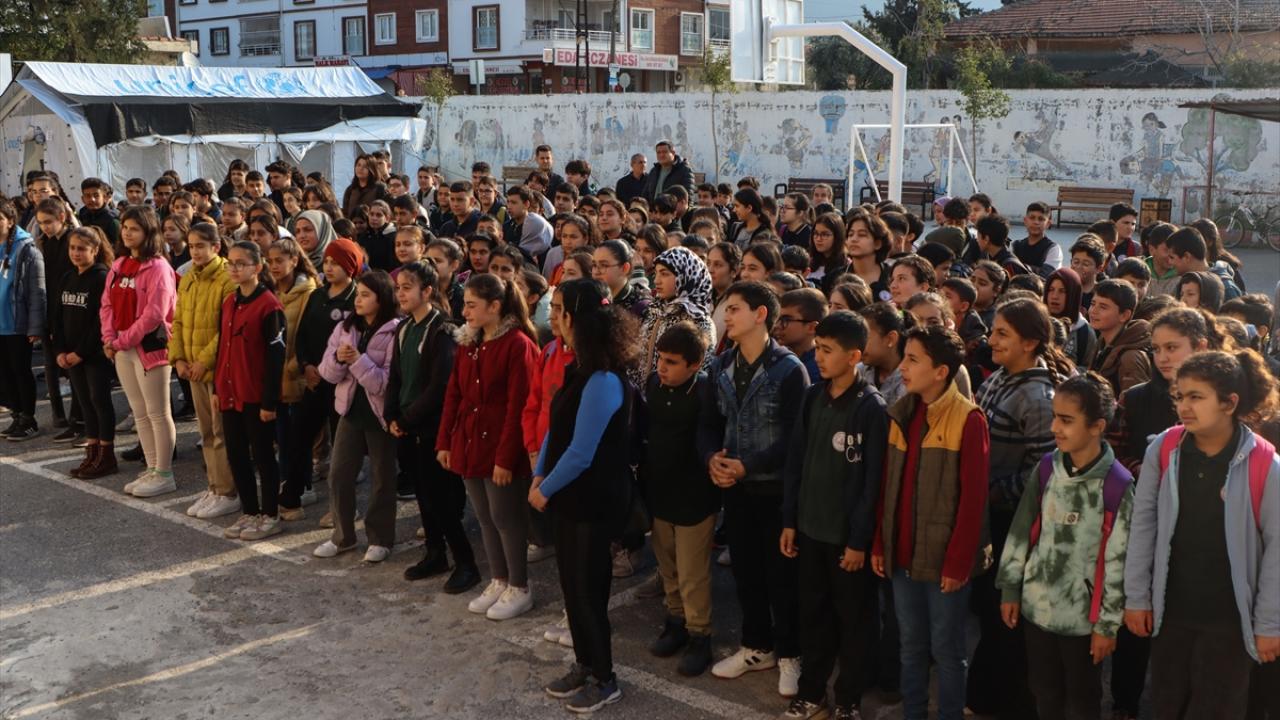 Hatay`ın 7 ilçesindeki okullarda ders zili çaldı