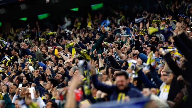 Fenerbahçeden 7 taraftara ceza