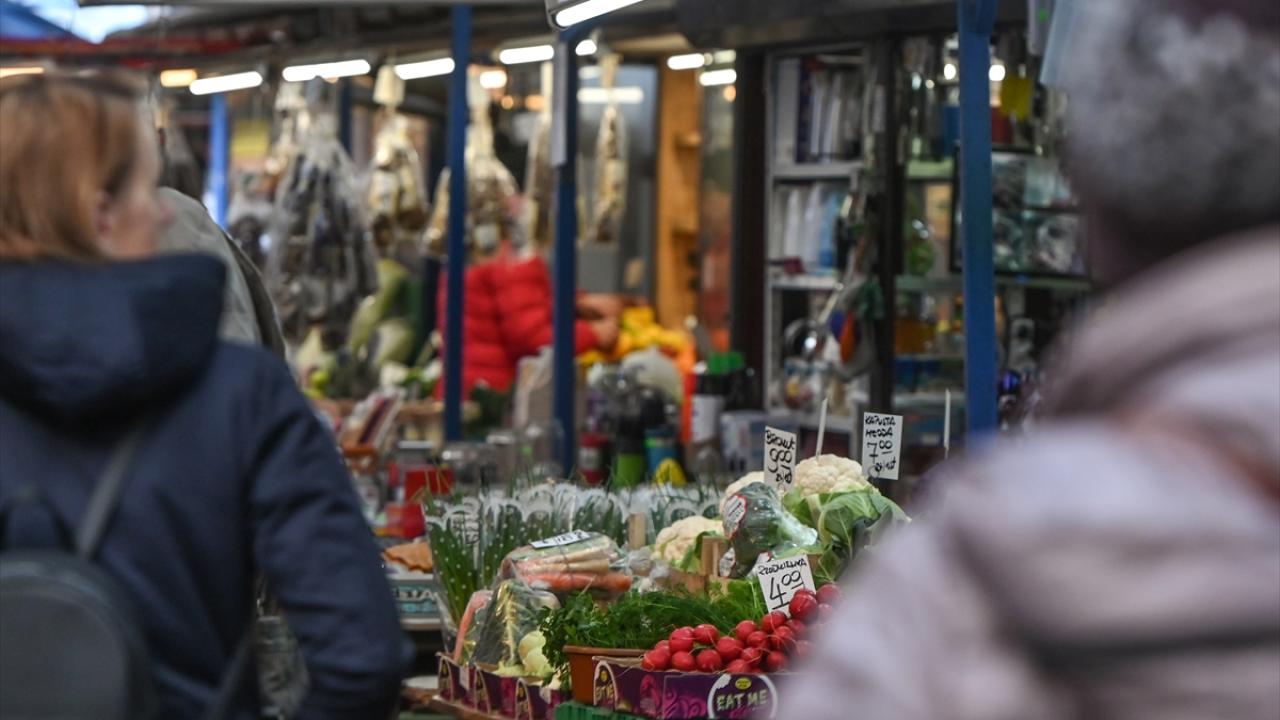 Polonya'da yıllık enflasyon martta yüzde 16,2'ye geriledi