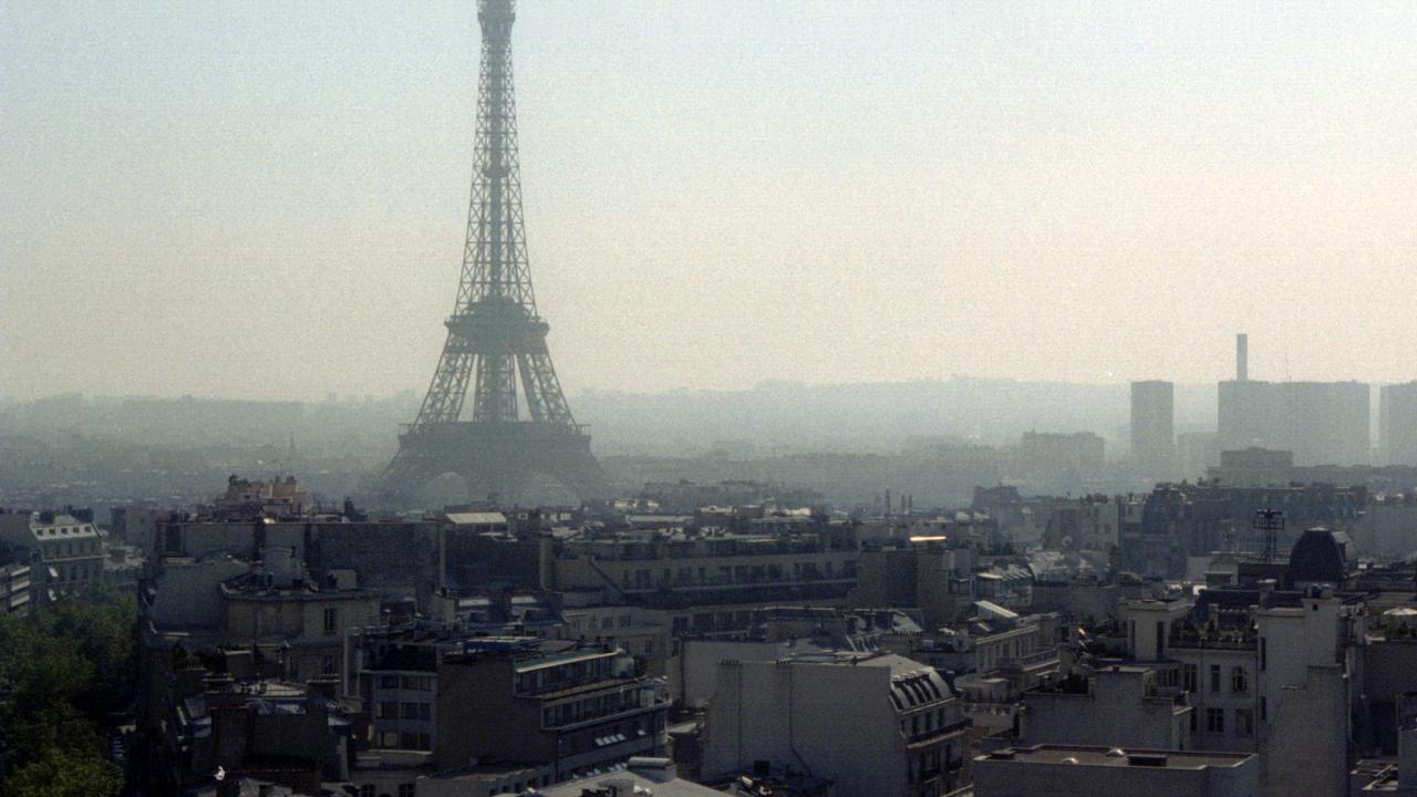 Eyfel Kulesi taşınıyor (1986)