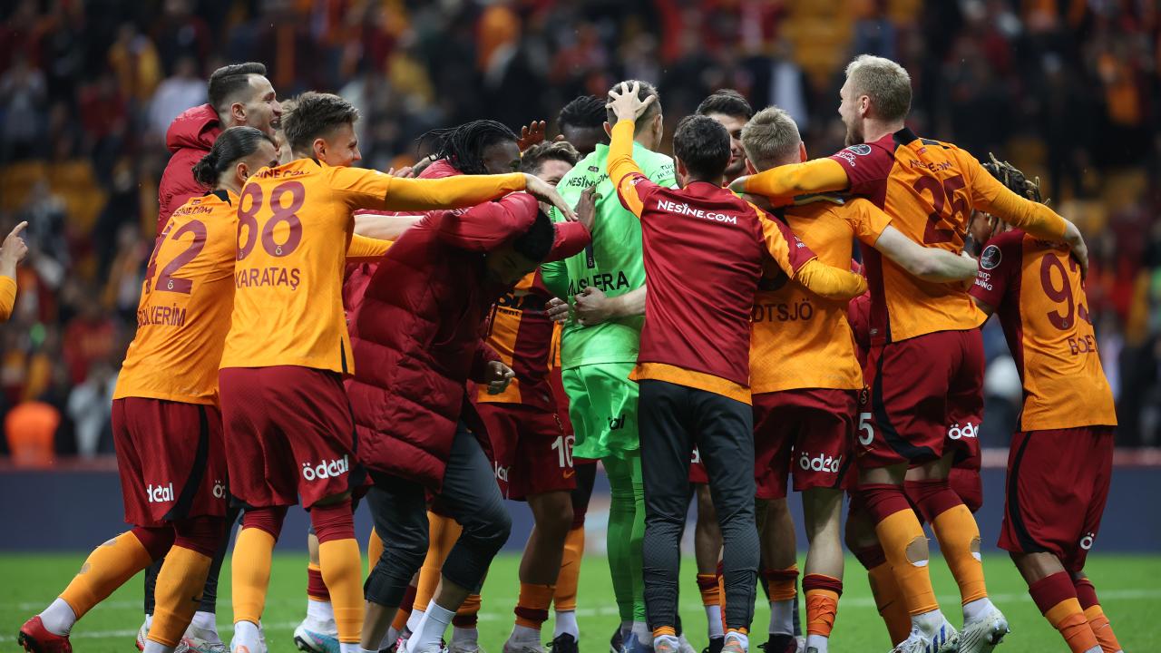 İLK YARININ ÖNEMLİ ANLARI